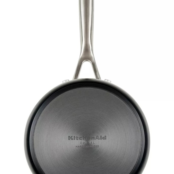 KITCHENAID
Hard Anodized Ceramic Nonstick 3 Quart Saucepan - Picture 4 of 6